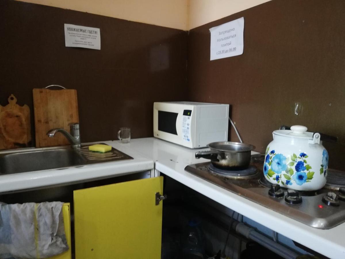 Fox Hostel Almati Kültér fotó